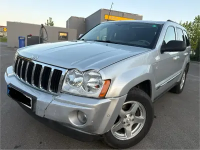 Gebraucht Jeep Grand Cherokee 217 PS (159 kW) 2006 Silber SUV