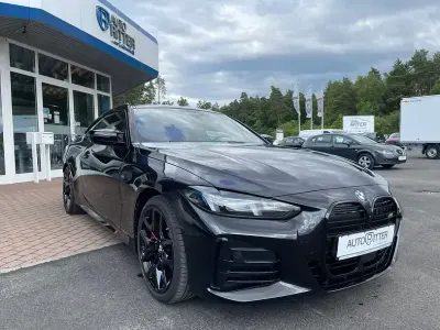 Gebraucht BMW M440 M Sport 340 PS (250 kW) 2025 Black sapphire metallic/schwar Limousine