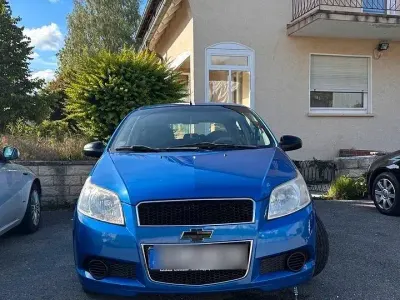 Gebraucht Chevrolet Aveo 84 PS (61 kW) 2009 Blau Kleinwagen