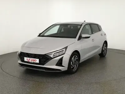 Ny Hyundai i20 79 HK (58 kW) 2025 Grå Sedan