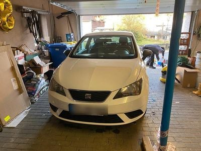 Weiß Gebraucht 2014 Seat Ibiza SC Reference Kleinwagen | 4.500 € (Fairer Preis)