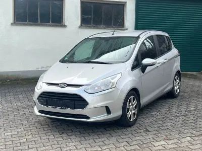 Używany Ford B-MAX 101 KM (74 kW) 2013 Szary Minivan