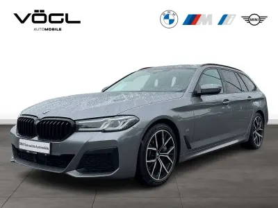 Gebraucht BMW 540 M Sport 340 PS (250 kW) 2022 Skyscraper grau Kombi