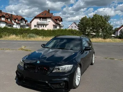 Gebraucht BMW 320 M Sport 177 PS (130 kW) 2009 Schwarz Kombi