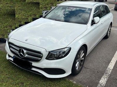 Mercedes E220