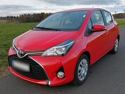 Gebraucht Toyota Yaris Edition-S 99 PS (72 kW) 2017 Rot Kleinwagen