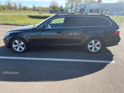 Second-hand BMW 530 231 CP (169 kW) 2006 Negru Break