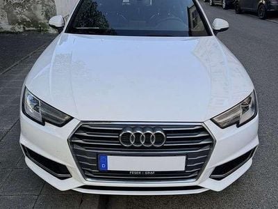 Gebraucht Audi A4 S-Line 150 PS (110 kW) 2019 Weiß Kombi