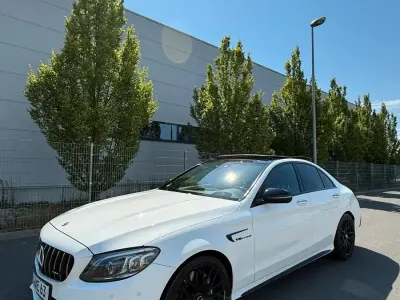 Gebraucht Mercedes C63 AMG AMG 476 PS (350 kW) 2019 Weiß Limousine