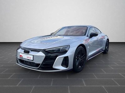 Florettsilber metallic (metallic) Gebraucht 2024 Audi e-tron GT quattro Ambiente Limousine | 83.490 € (Fairer Preis)