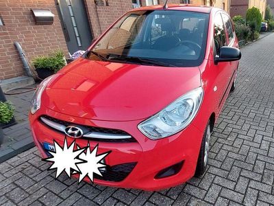 Gebraucht Hyundai i10 Style 69 PS (50 kW) 2012 Rot Kleinwagen