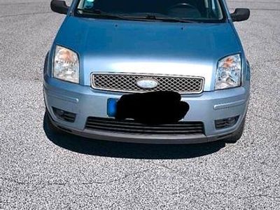 Second-hand Ford Fusion 101 CP (74 kW) 2005 Albastru Hatchback