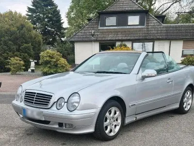 Używany Mercedes CLK200 136 KM (100 kW) 1999 Srebrny Kabriolet