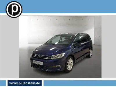 Gebraucht VW Touran Highline 150 PS (110 kW) 2022 Blau Van / Kleinbus