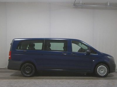 Second-hand Mercedes Vito 136 CP (100 kW) 2023 Albastru Van