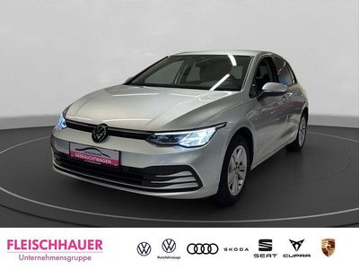 Gebraucht VW Golf VIII Life 116 PS (85 kW) 2023 Silber Limousine
