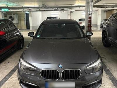 Gebraucht BMW 116 Advantage 116 PS (85 kW) 2016 Grau Kleinwagen