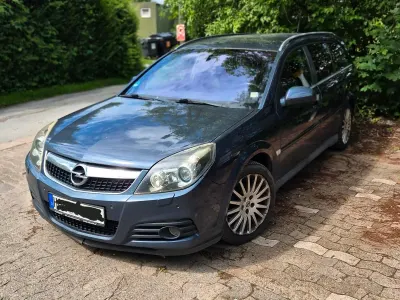 Gebraucht Opel Vectra Cosmo 150 PS (110 kW) 2009 Kombi