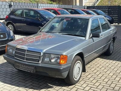 Usata Mercedes 190 72 CV (52 kW) 1989 Grigio Berlina
