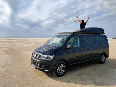 Usado VW Caravelle 150 HP (110 kW) 2018 Preto Van