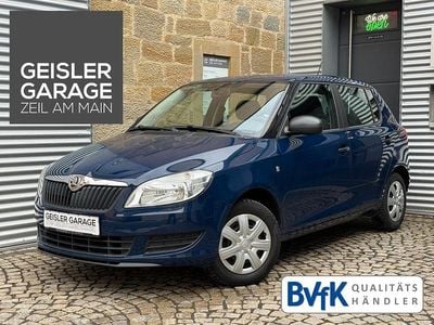 Blau Gebraucht 2015 Skoda Fabia Active Limousine | 7.985 € (Fairer Preis)