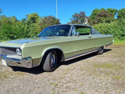 Gebraucht Chrysler Newport 330 PS (242 kW) 1968 Grün Coupé
