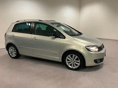 Second-hand VW Golf VII Style 105 CP (77 kW) 2012 Auriu Berlinǎ