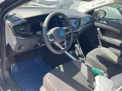 Nouă VW Taigo Life 2026 Gri SUV