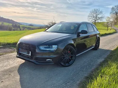 Gebraucht Audi A4 S-Line 245 PS (180 kW) 2012 Grau Kombi
