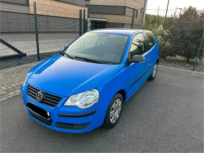 Gebraucht VW Polo 60 PS (44 kW) 2009 Blau Kleinwagen