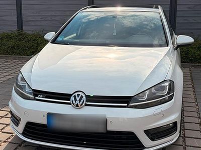 Gebraucht VW Golf VII R-line 125 PS (91 kW) 2016 Weiß Kleinwagen