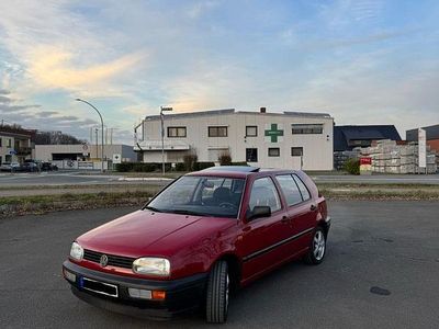 Rot Gebraucht 1995 VW Golf III Kombi | 3.900 €