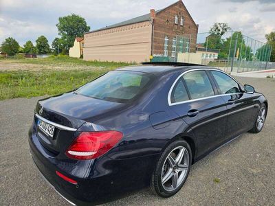 Mercedes E200