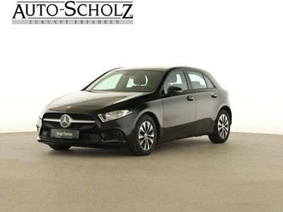 Schwarz Gebraucht 2022 Mercedes A180 Business Limousine | 21.625 € (Guter Preis)