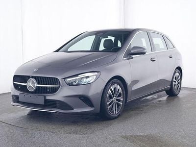 Gebraucht Mercedes B200 Progressive 163 PS (119 kW) 2023 Mountaingrau (metallic) Kleinwagen