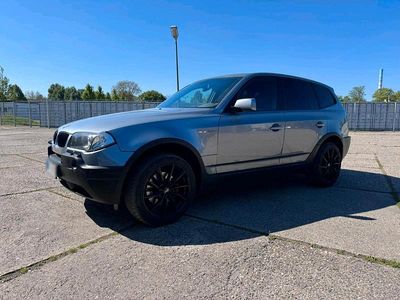 Używany BMW X3 Sport Line 218 KM (160 kW) 2004 Srebrny SUV