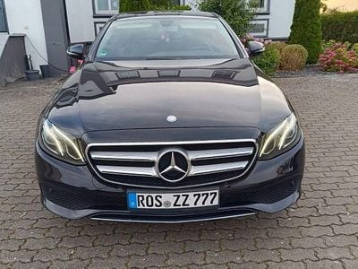Schwarz Gebraucht 2016 Mercedes E200 Avantgarde Limousine | 20.000 € (Fairer Preis)