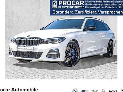 Gebraucht BMW 330e M Sport 292 PS (214 kW) 2022 Weiß Kombi