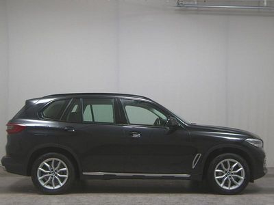 Schwarz Gebraucht 2020 BMW X5 xLine SUV | 46.680 €