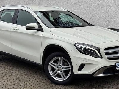 Mercedes GLA220