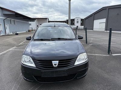 Gebraucht Dacia Logan MCV Basis 84 PS (61 kW) 2011 Blau Kombi