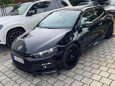 Schwarz Gebraucht 2012 VW Scirocco R-line Coupé | 13.200 € (Etwas zu teuer)