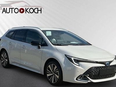 Neu Toyota Corolla 140 PS (102 kW) 2025 Weiß Kombi