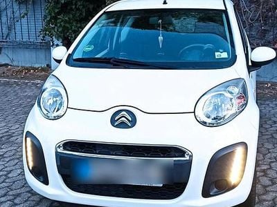 Weiß Gebraucht 2012 Citroën C1 Tendance Kleinwagen | 4.590 € (Fairer Preis)