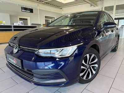 Gebraucht VW Golf VII Active 150 PS (110 kW) 2021 Blau Kleinwagen