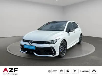 Usata VW Golf VIII R 333 CV (244 kW) 2026 Bianco Utilitaria