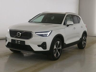 Gebraucht Volvo XC40 Plus 163 PS (119 kW) 2023 Crystal white metallic SUV