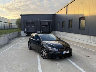 Gebraucht VW Golf VII GTI 265 PS (194 kW) 2016 Schwarz Limousine