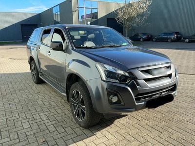 Gebraucht Isuzu D-Max 163 PS (119 kW) 2019 Grau SUV