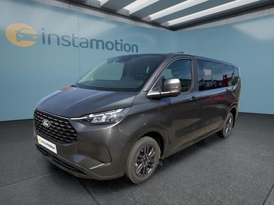 Usata Ford Tourneo 232 CV (170 kW) 2025 Grigio Monovolume